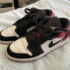 Air Jordan 1 low